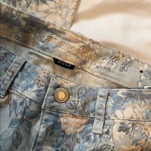 American Eagle Floral Jeggings Sz. 8